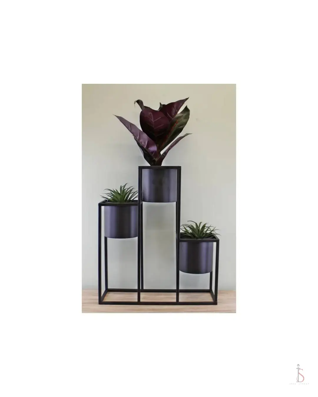 3-Tier Metal Planter Stand
