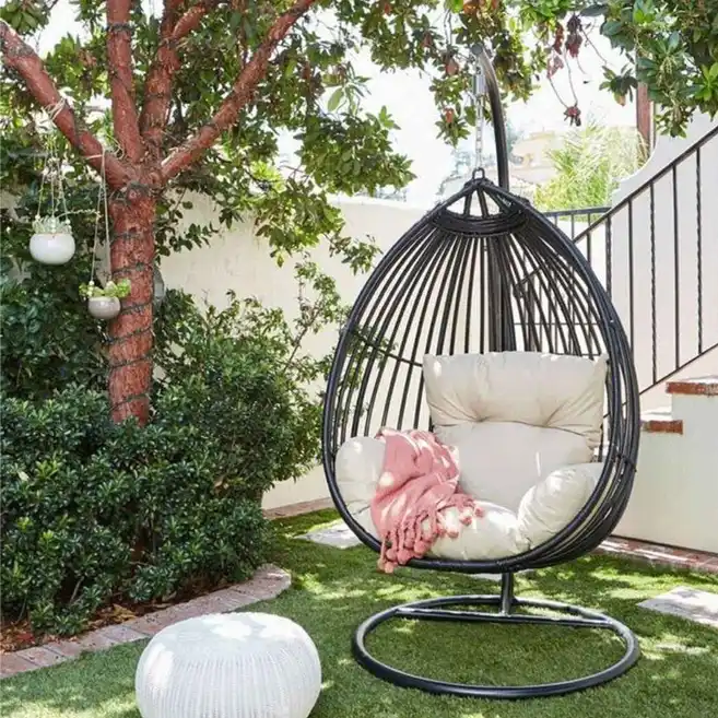 Metal Swing