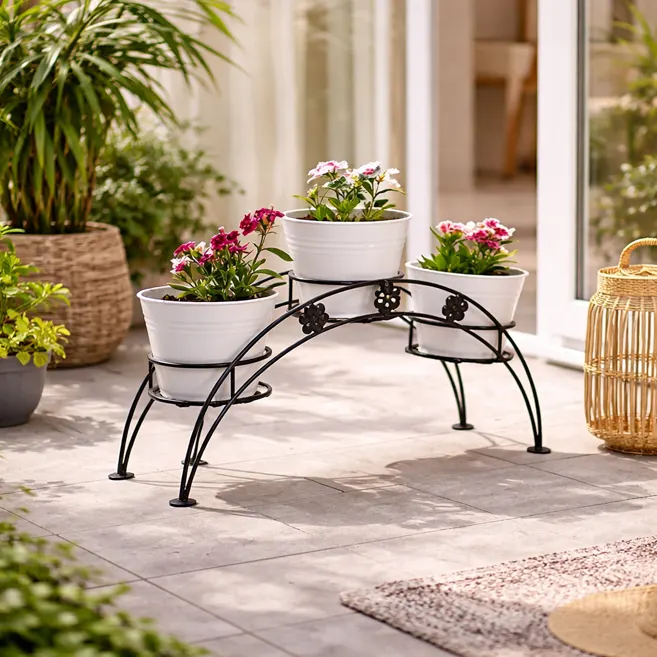 Iron Pot Stand